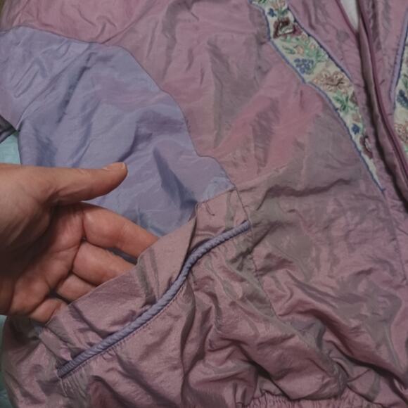 Vintage windbreaker mauve floral 2X Golden Girls grandmacore **No zipper pull** - Picture 3 of 11